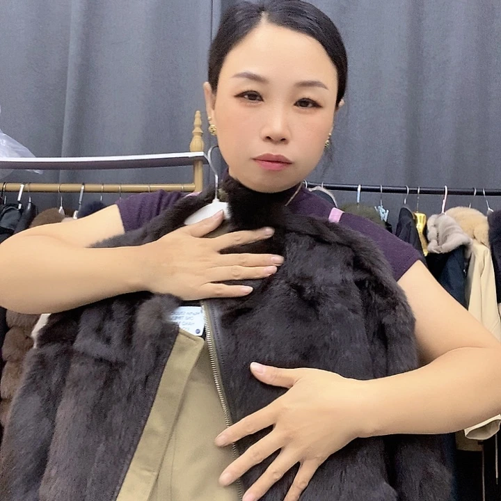 檀*绿色单件外套