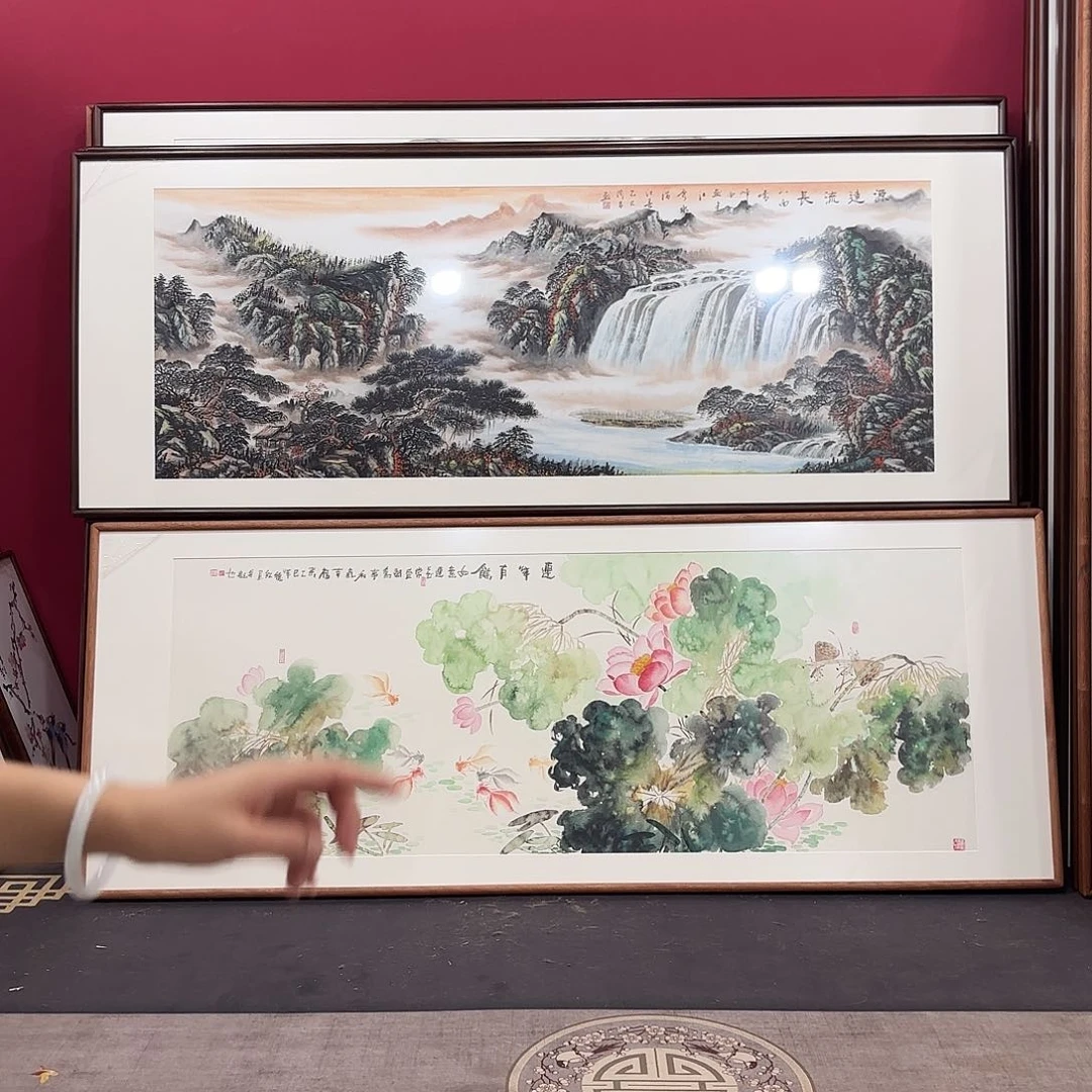 国画手绘带框作品