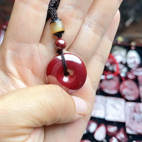 【闪购商品】天然辰砂天然原矿朱砂吊坠