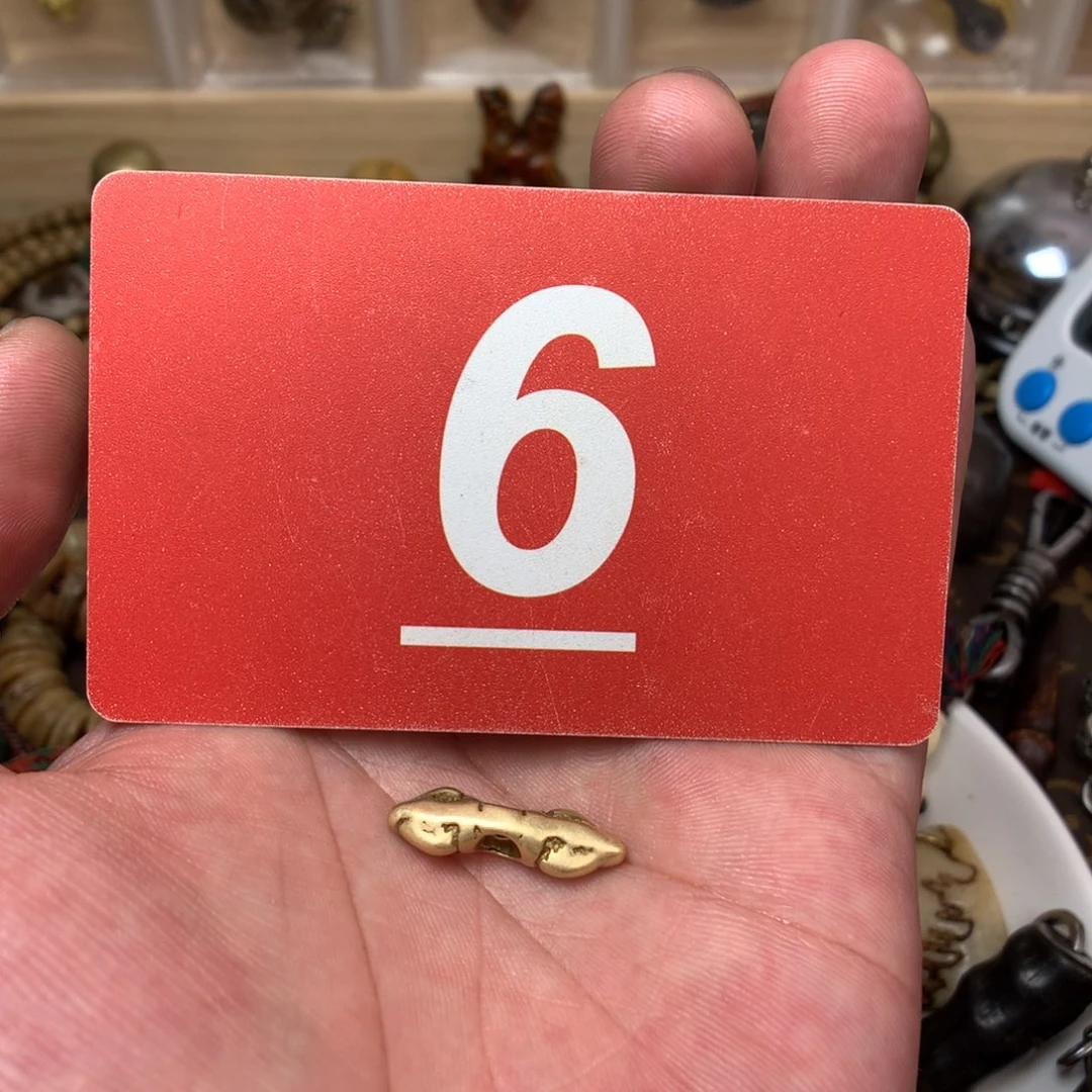 桃核吊坠锋*～………………………………