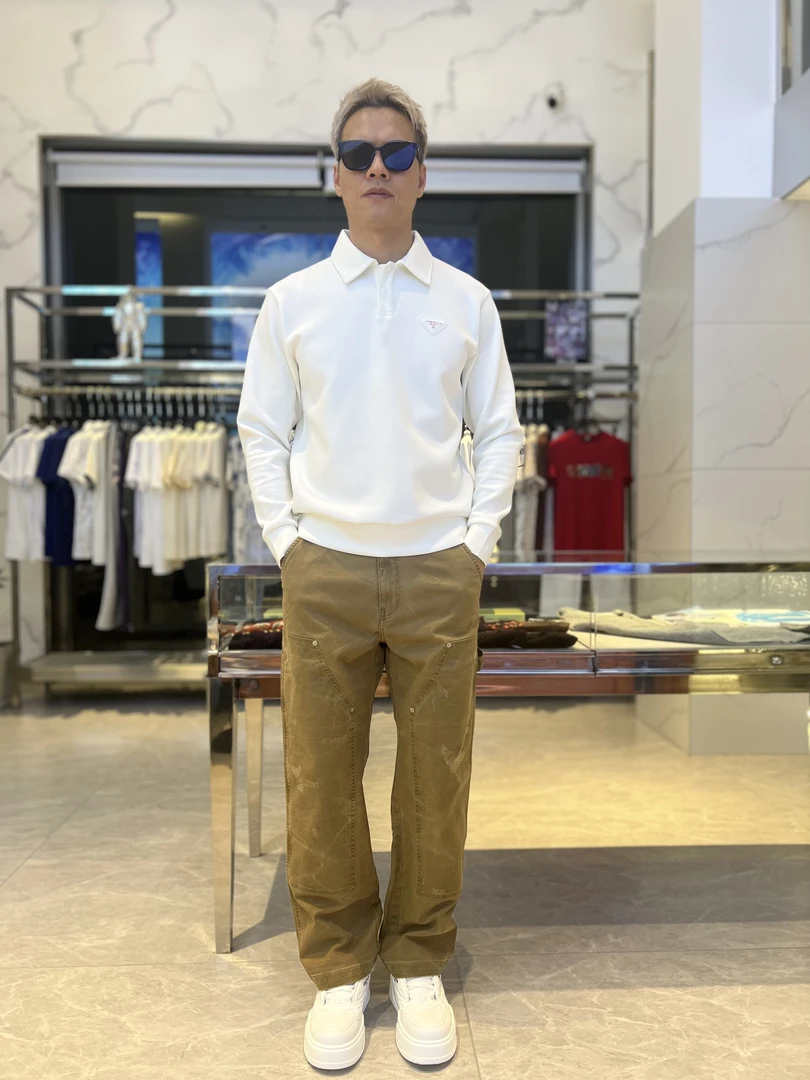 LAIKETLUO秋冬新款莱克特罗男士轻奢高端修身休闲莫代尔翻领卫衣