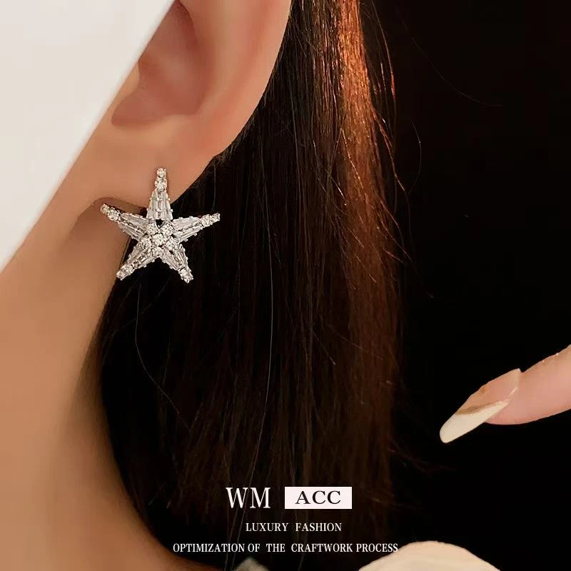 铜合金耳饰 铜合金耳饰 镶钻星星耳环 小众百搭耳钉 轻奢高级感