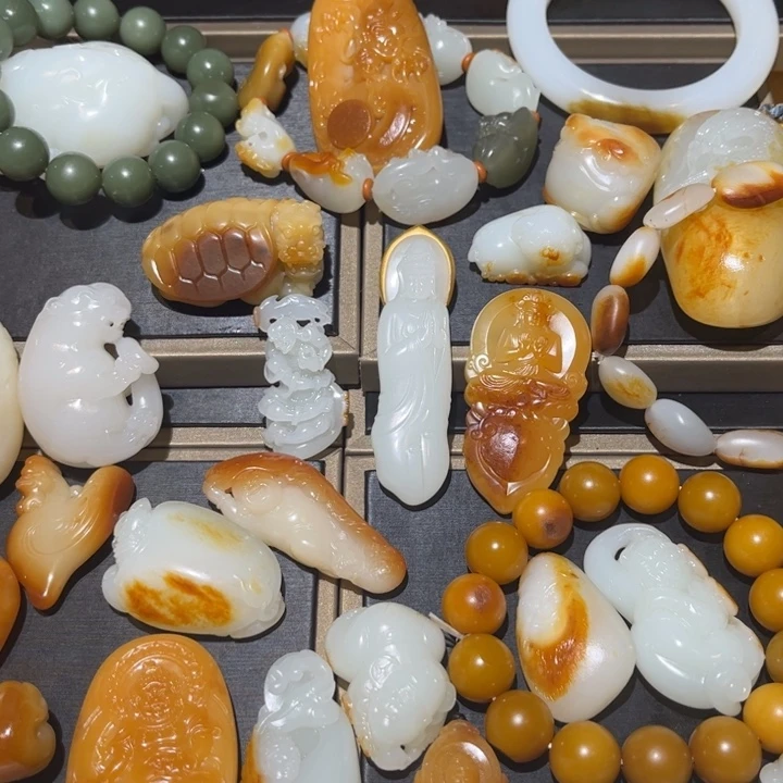 和田玉未镶嵌挂件