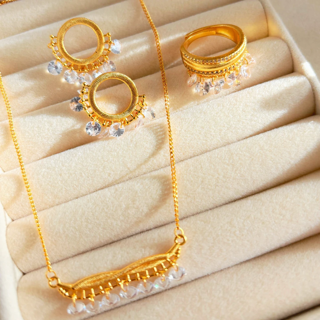 铜合金仿水晶吊坠 古法晶晶吊坠百搭项链耳环戒指三件套3208