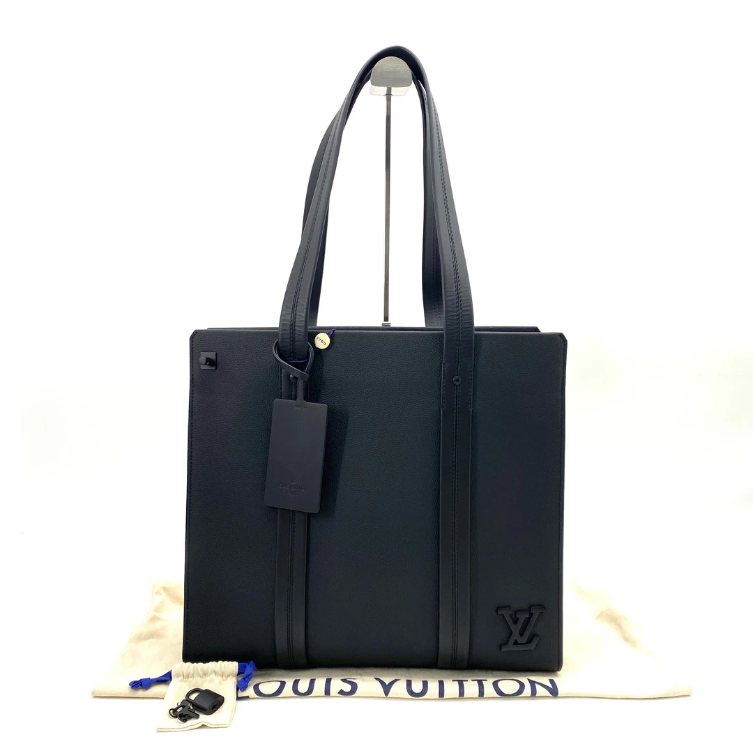 未使用 LouisVuitton/路易威登 黑色全皮Aerogram单肩手提包37/34