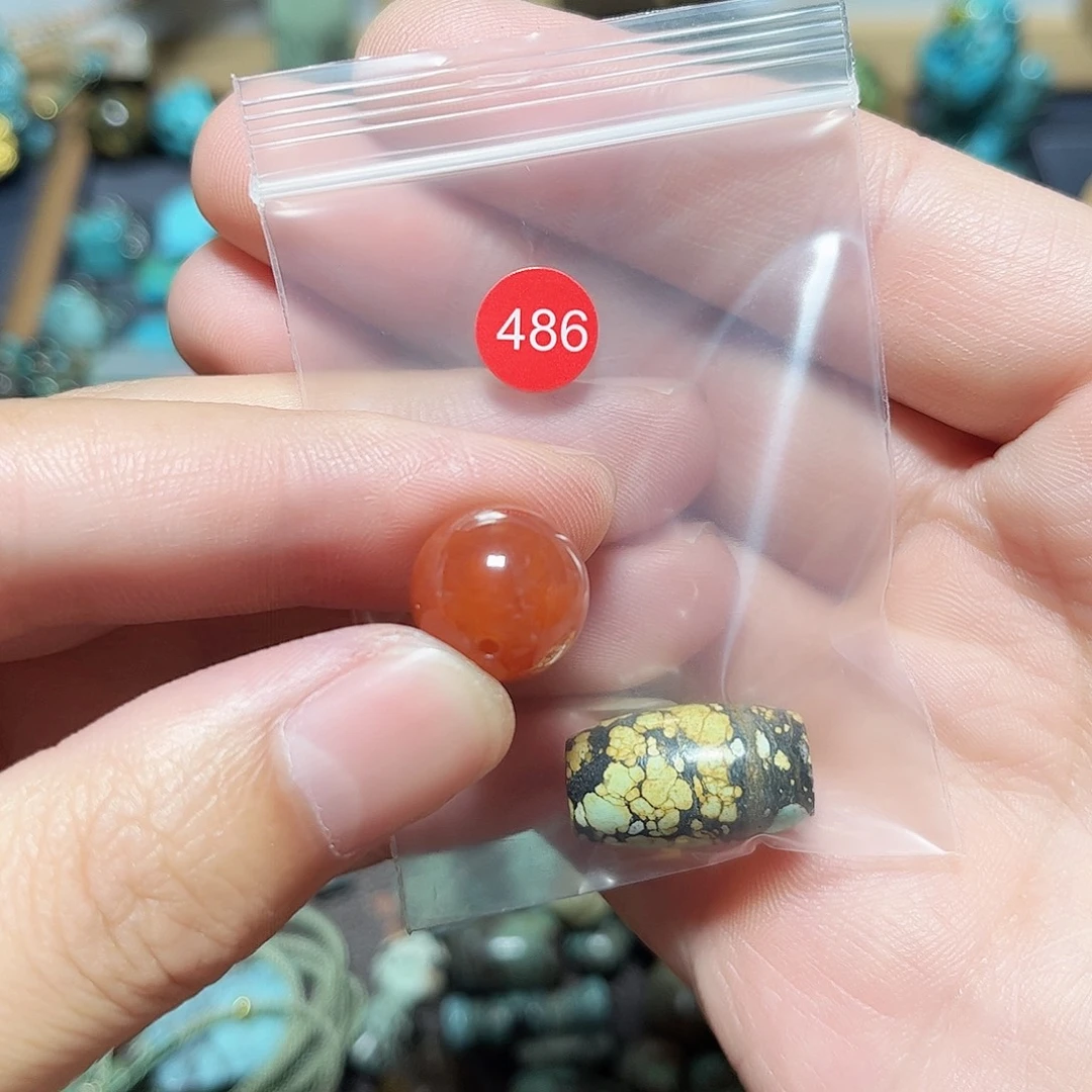 用***3玛瑙/玉髓未镶嵌圆珠桶珠老型手串！！