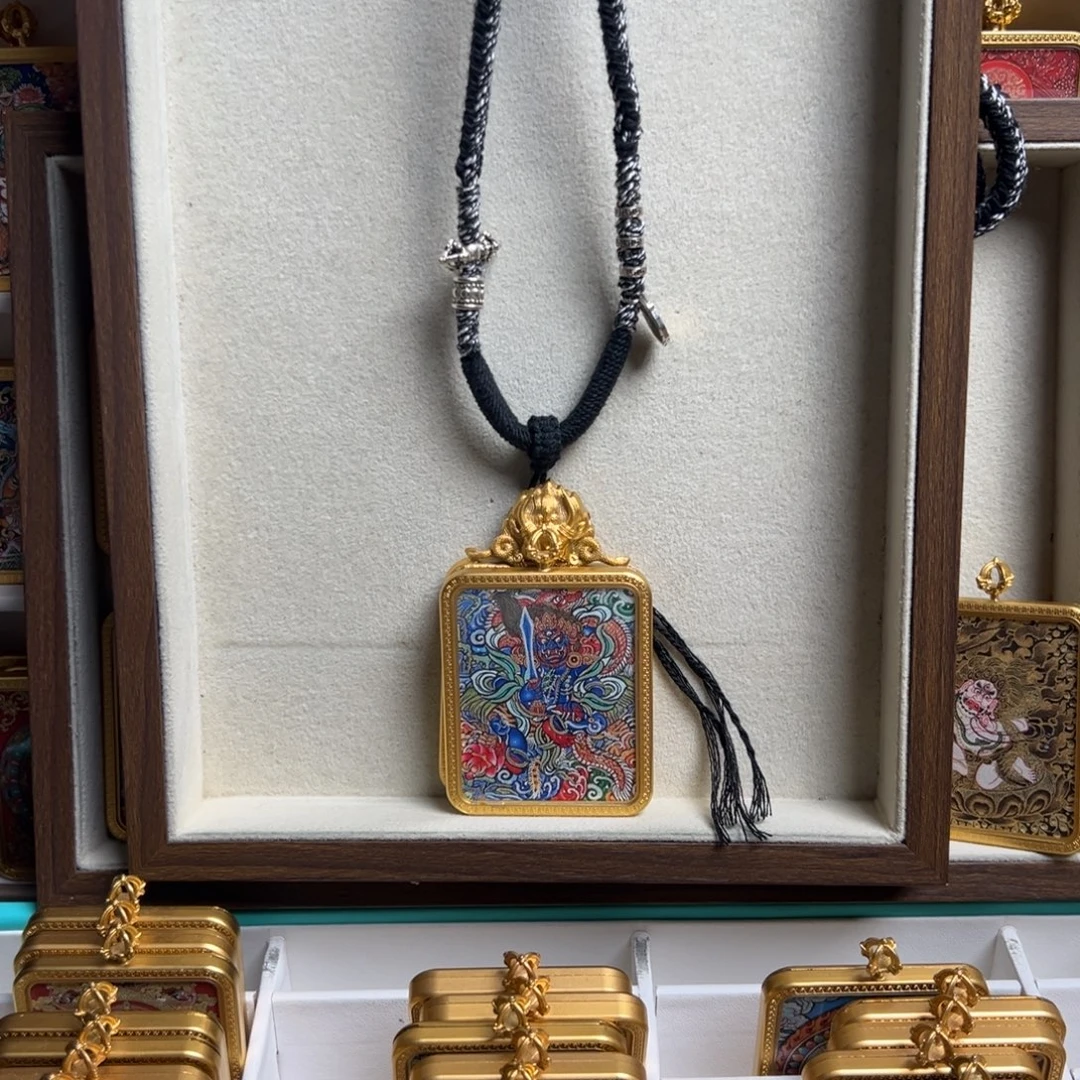 疆***）吊坠单面定制 不动老师