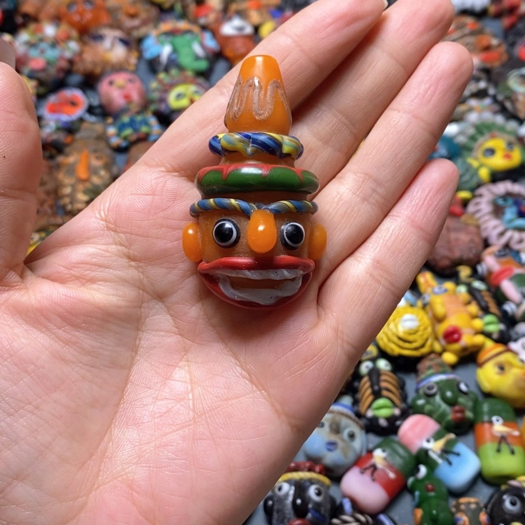 琉璃颈饰印度尼西亚精灵