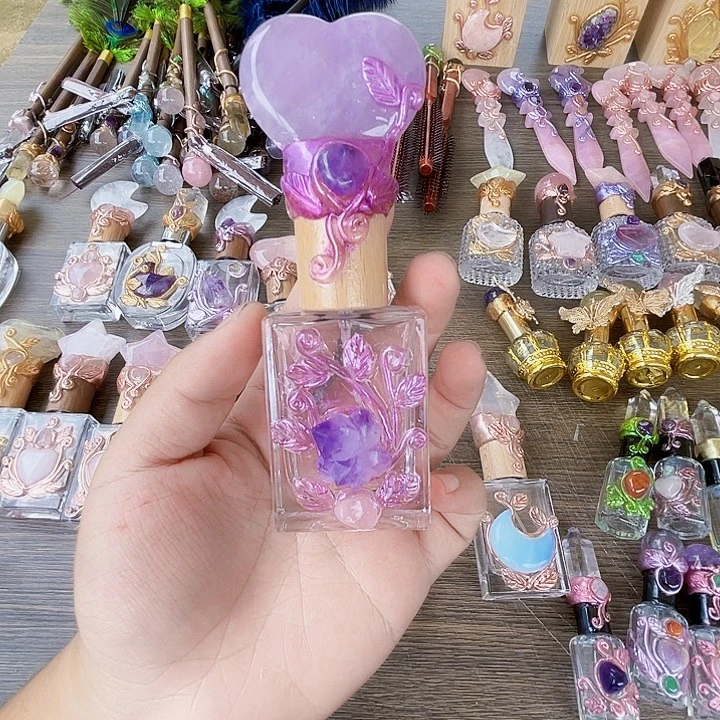 薄***丶水晶珠宝半成品未镶嵌水晶