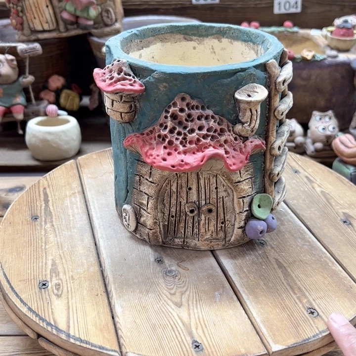 运***满嘻哈多肉花盆百搭