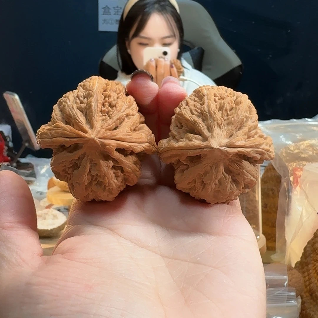 桃核吊坠大粗筋45尺