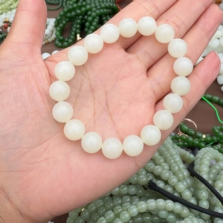 颈饰未镶嵌和田玉卡10
