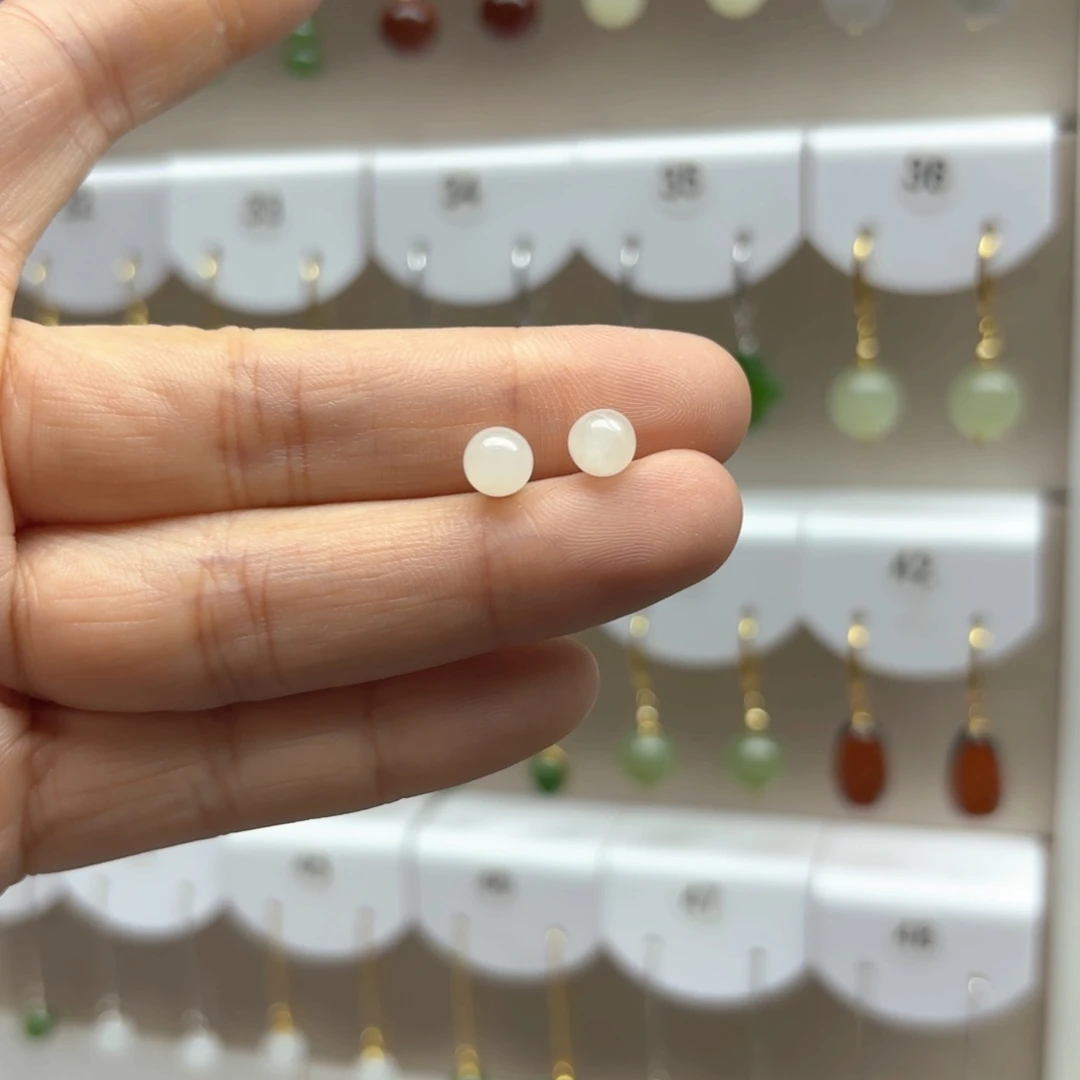 和田玉银S925镶嵌耳饰6m m