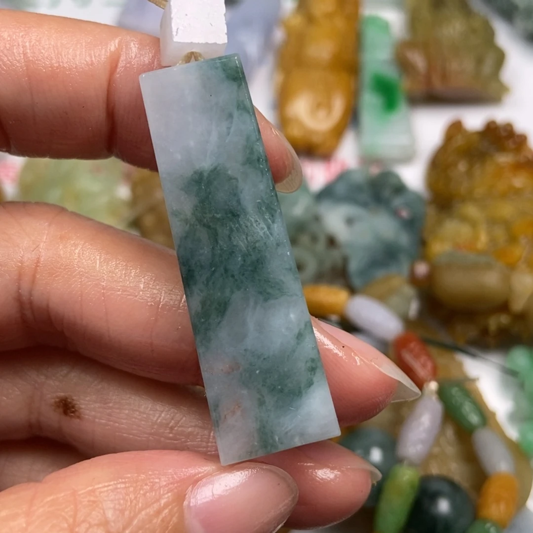 定制翡翠未镶嵌翡翠