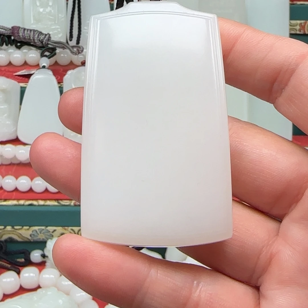 未镶嵌和田玉挂件M**川