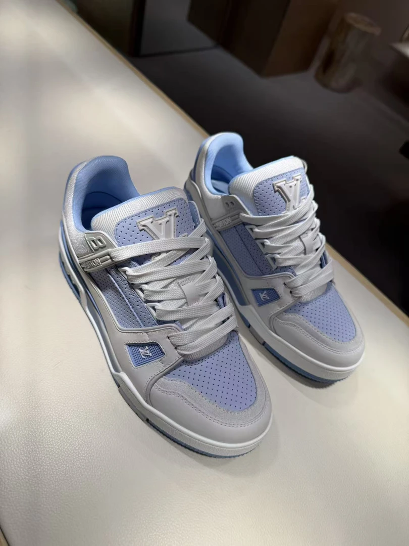 未使用 LouisVuitton/路易威登 trainer 蓝白色板鞋