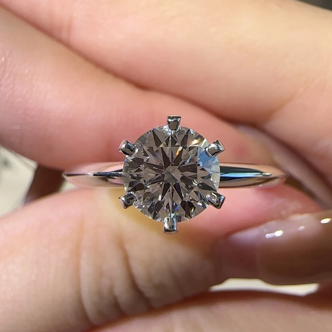 铂Pt950镶嵌实验室培育钻石T六爪1卡