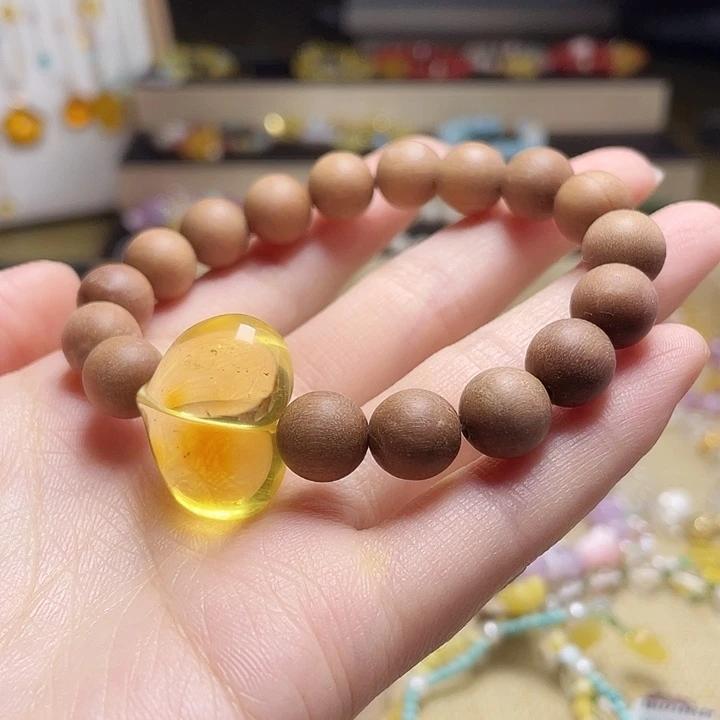 琥珀未镶嵌裸石手串