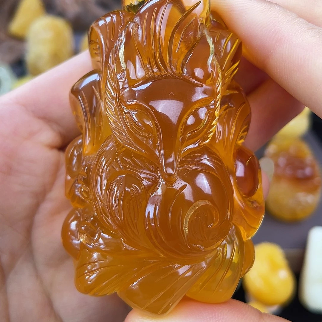 琥珀未镶嵌珠宝奇石