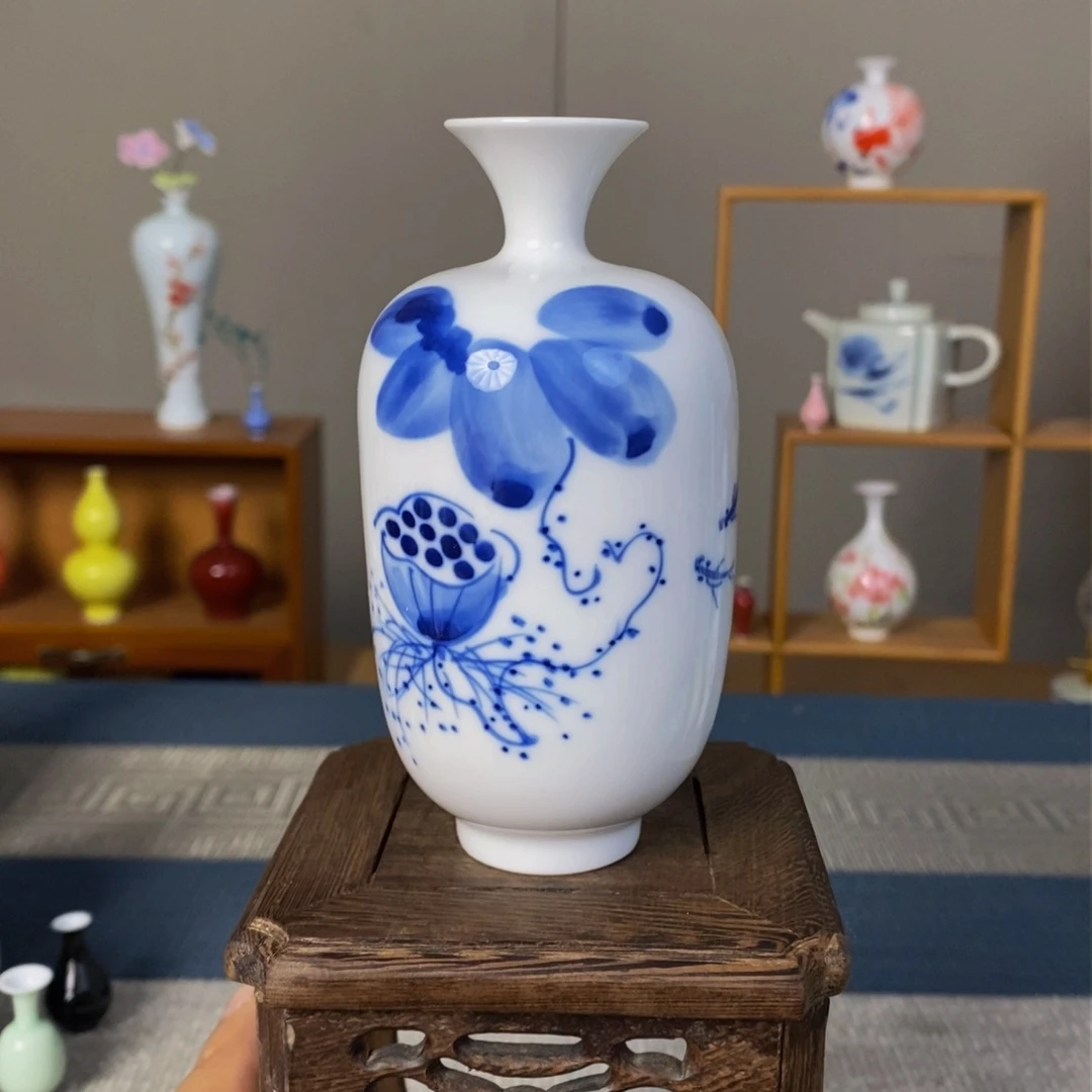 摆件景德镇瓷器精品陈列