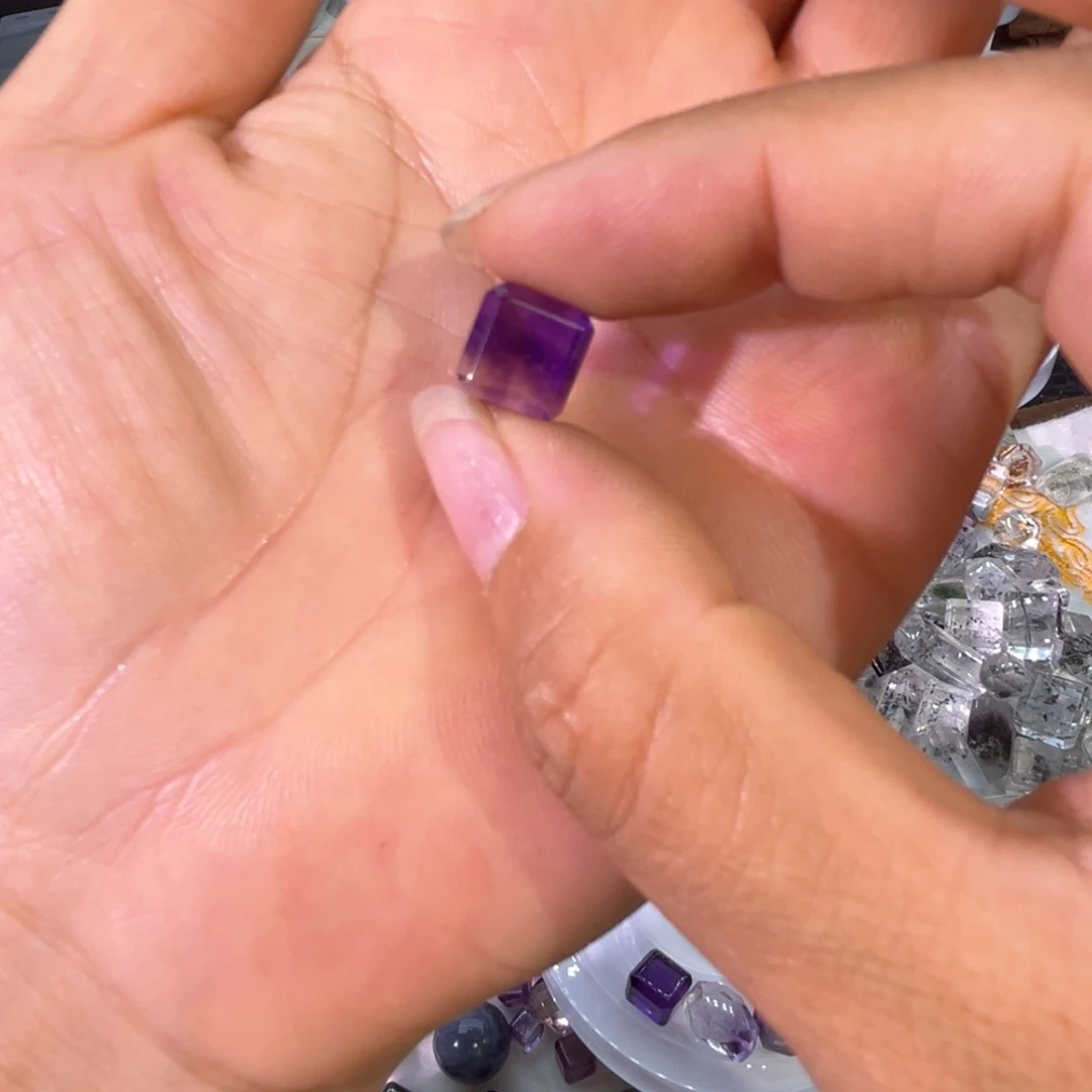 水晶珠宝半成品未镶嵌小*水13打孔