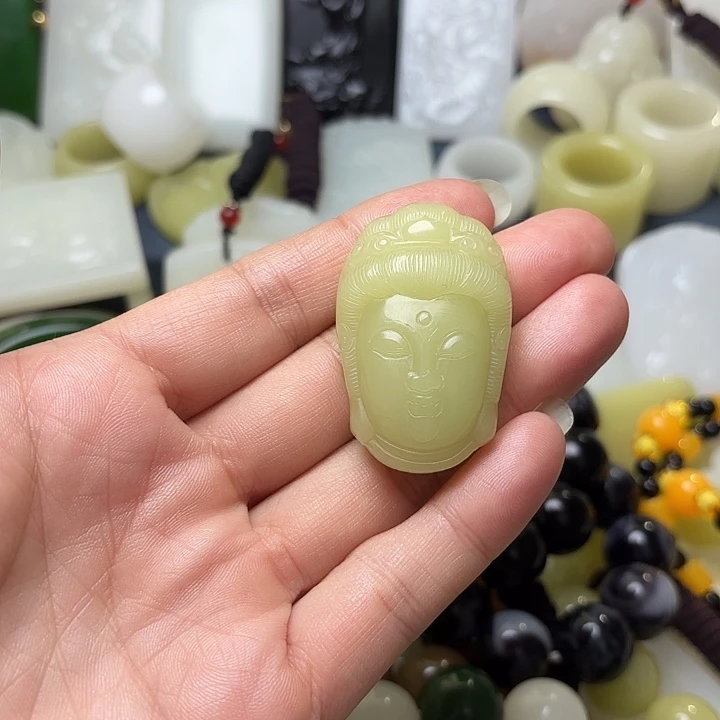 和田玉（糖玉）未镶嵌车挂
