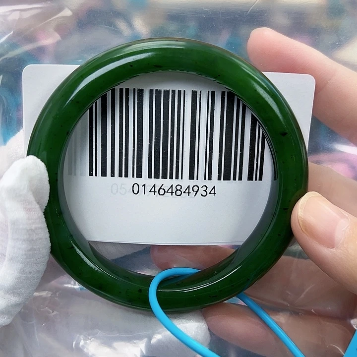 和田玉未镶嵌手镯微瑕58