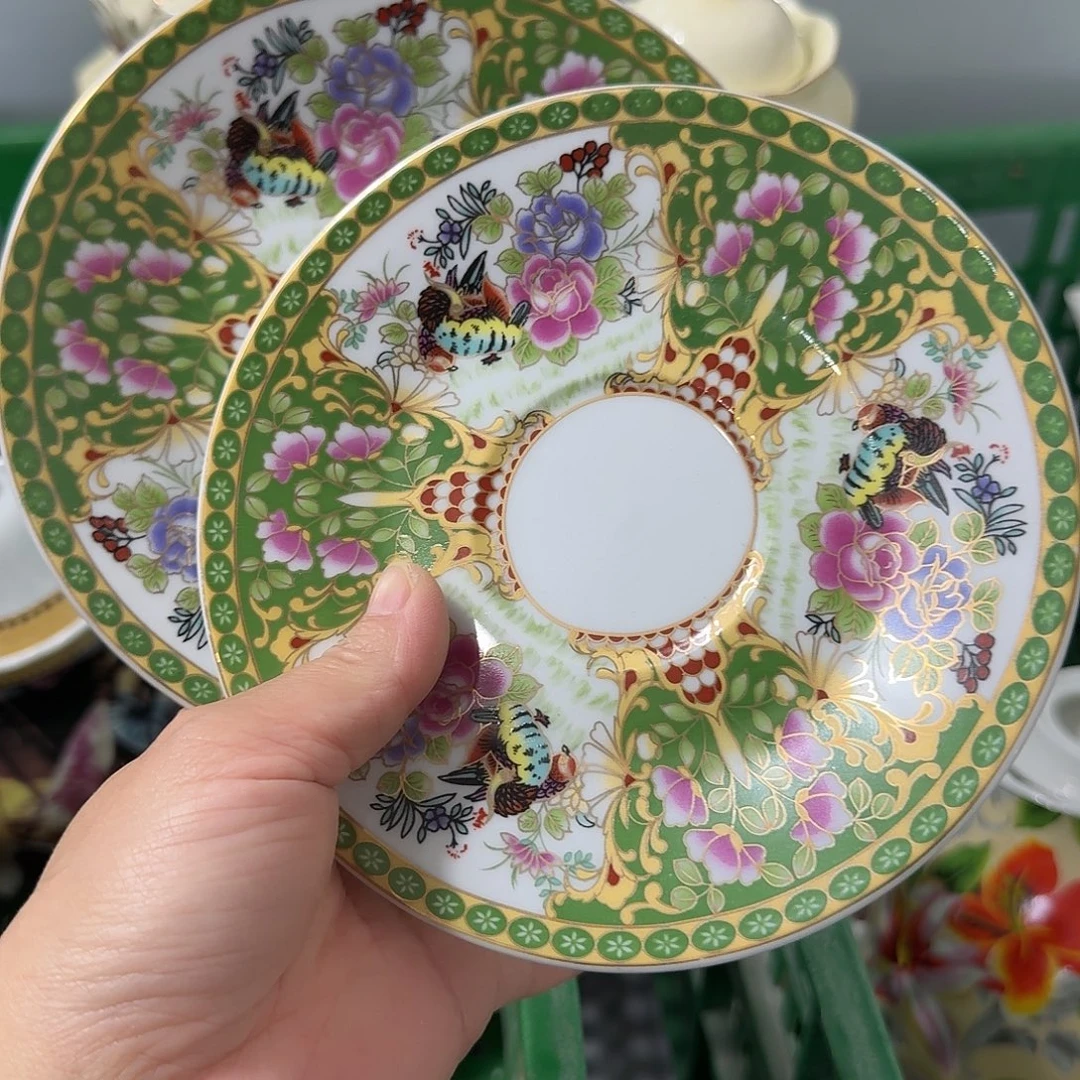 瓷片陶瓷陶瓷2只……………………