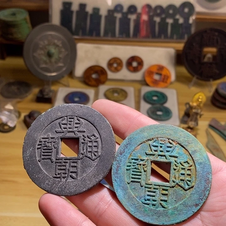 浅***）铜现代仿制工艺品