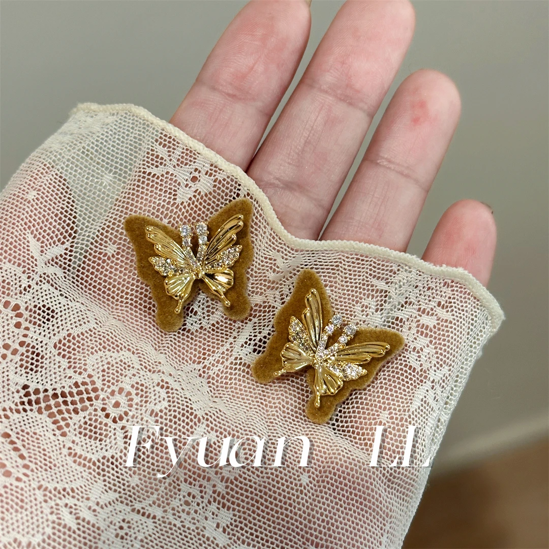 铜合金耳饰 方圆脸丝绒蝴蝶秋冬复古植绒气质温柔百搭耳环耳钉女