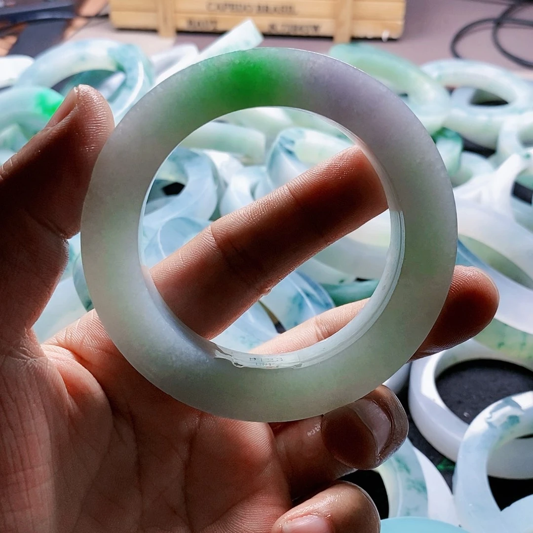 定制翡翠不退不换未镶嵌初**改