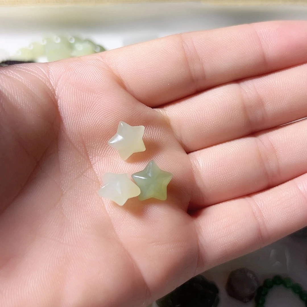 未镶嵌和田玉耳饰