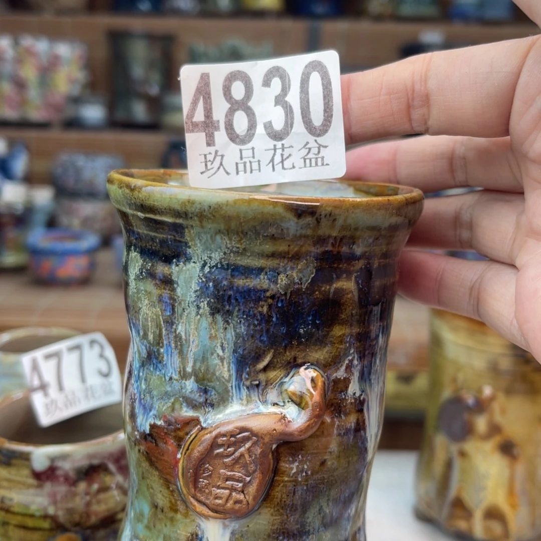 景德镇陶瓷手工花盆默认瑕疵