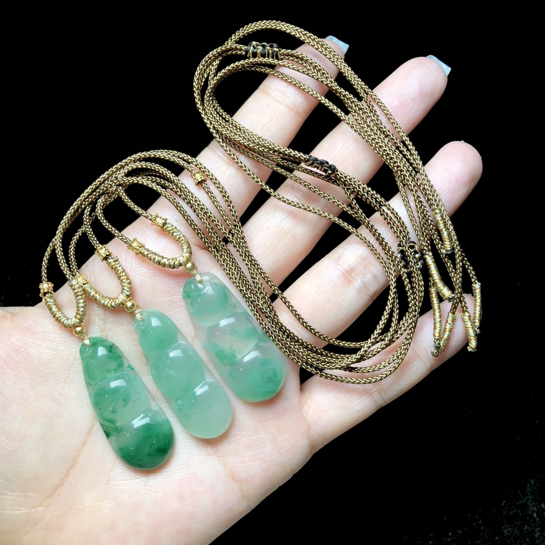 【云上好物】石英质玉吊坠-多样性发其一-35×14×5mm-DS47900-4（JG）