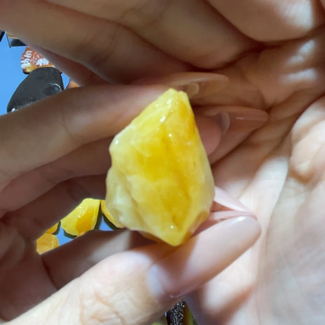 就***鱼未镶嵌定制蜜蜡波罗的海琥珀蜜蜡原石