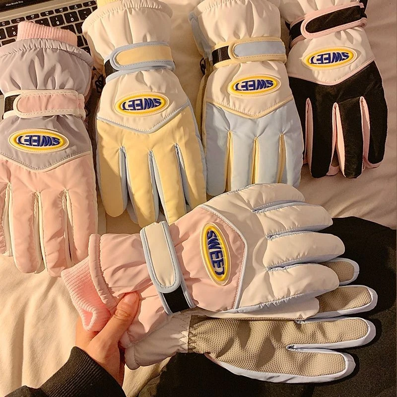 可爱少女心骑行全指触屏手套女冬季保暖加绒防寒滑雪防水骑电动车