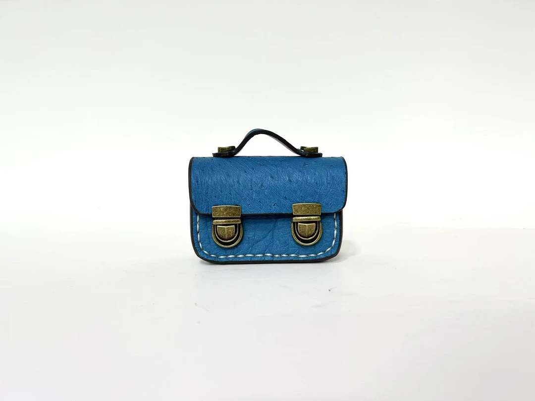 A D【耳机包】“小剑桥”  多巴胺撞色稀有动物皮可斜挎单肩（无链条)