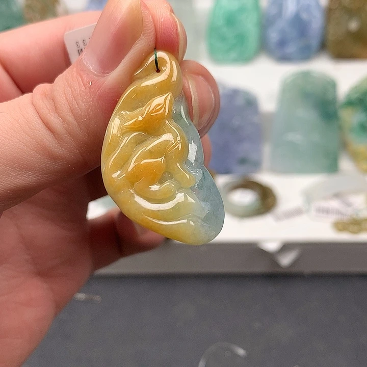 翡翠未镶嵌挂件123