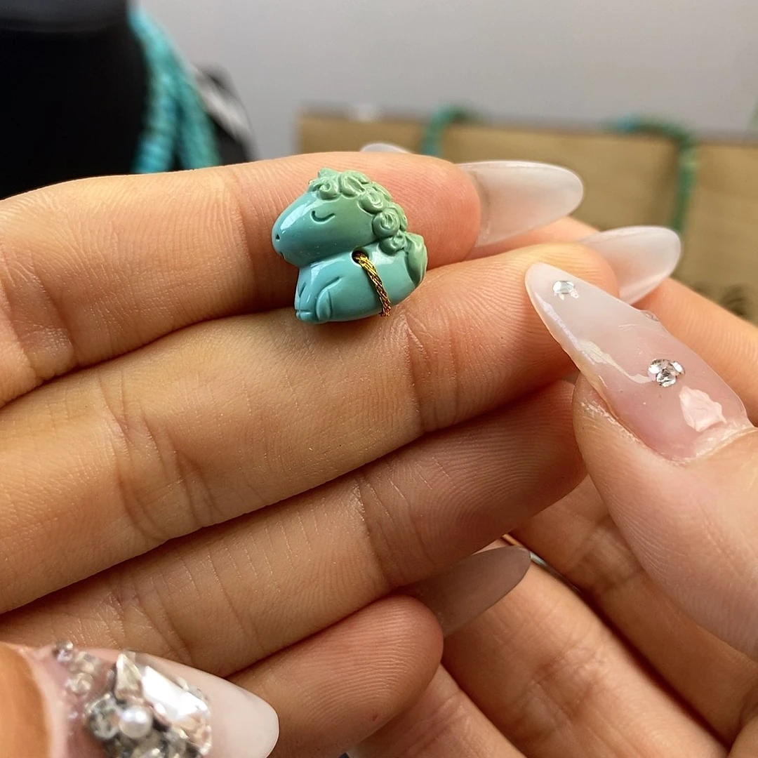 未镶嵌绿松石珠宝奇石