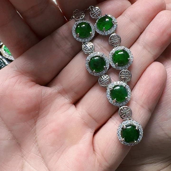 翡翠颈饰未镶嵌天然A货翡翠放漏