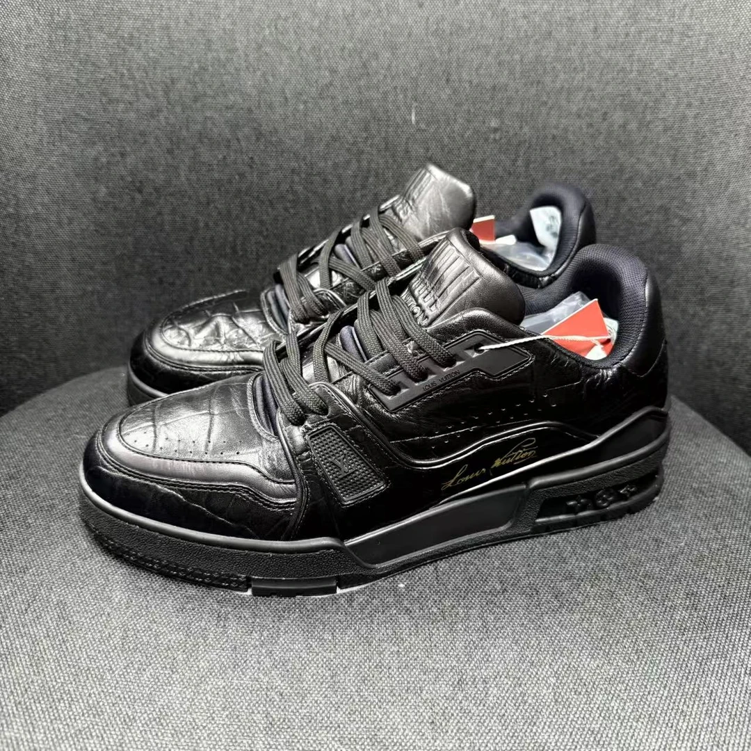 99新 LouisVuitton/路易威登 金标鳄鱼皮黑武士trainer奢鞋
