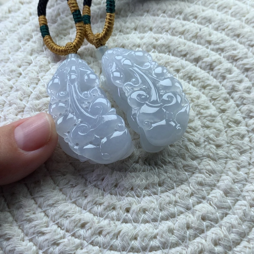 翡翠未镶嵌颈饰天然翡翠貔貅定金