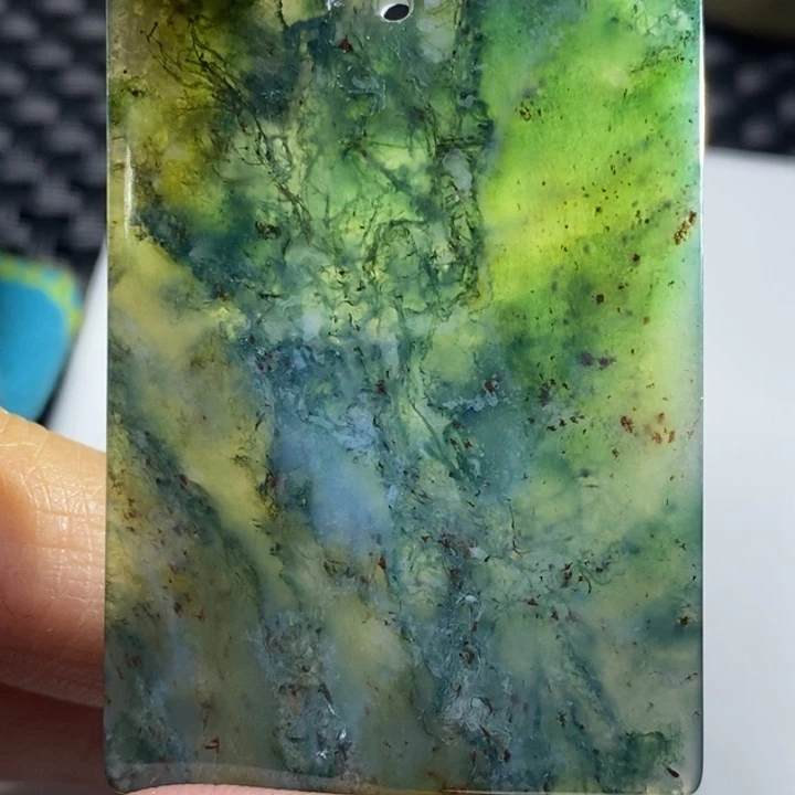 玛瑙/玉髓颈饰未镶嵌丝**缘