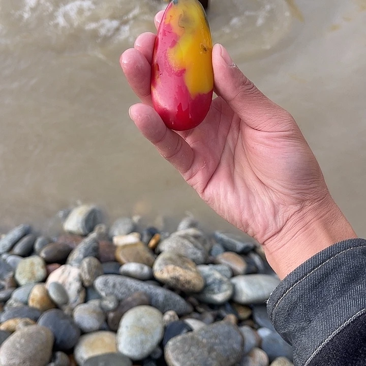 未镶嵌和田玉（糖玉）珠宝奇石