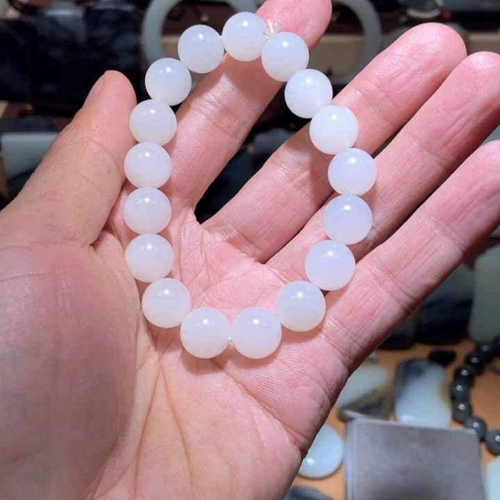 和田玉手链卡12未镶嵌c****o