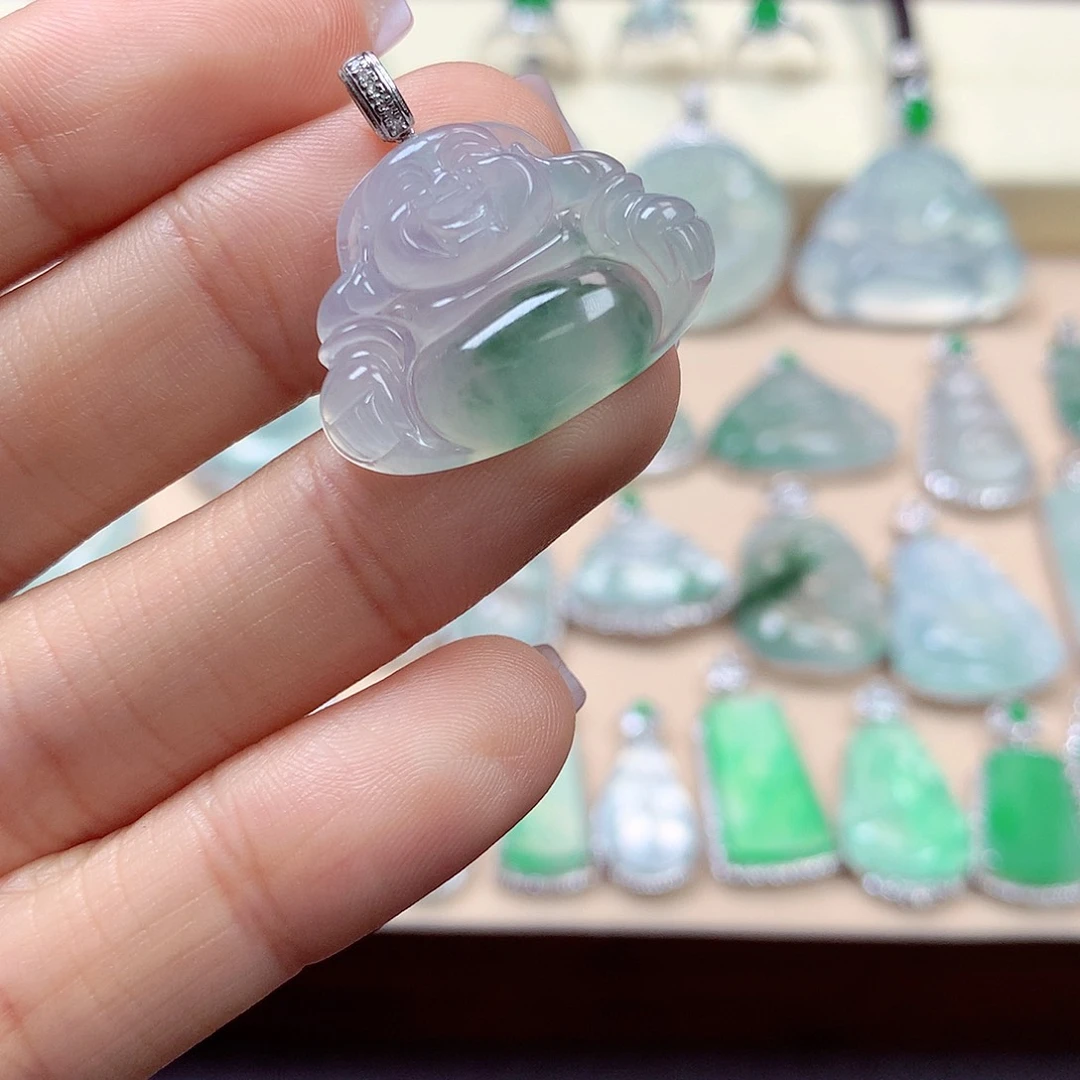 翡翠颈饰18K金镶嵌?****.翡翠