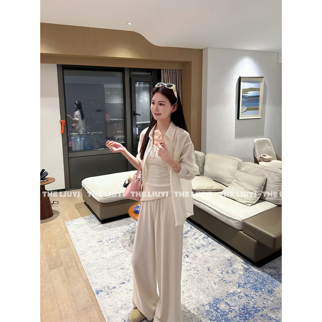【LIUYI】小悠闲套装~春夏不规则显瘦吊带+直筒休闲裤两件套53111