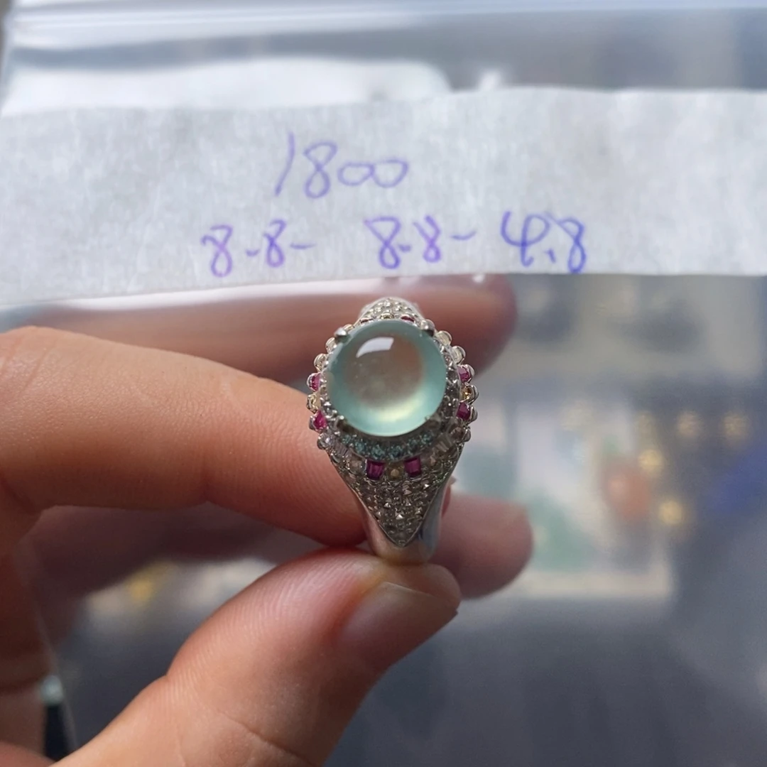 定制翡翠未镶嵌不退不换