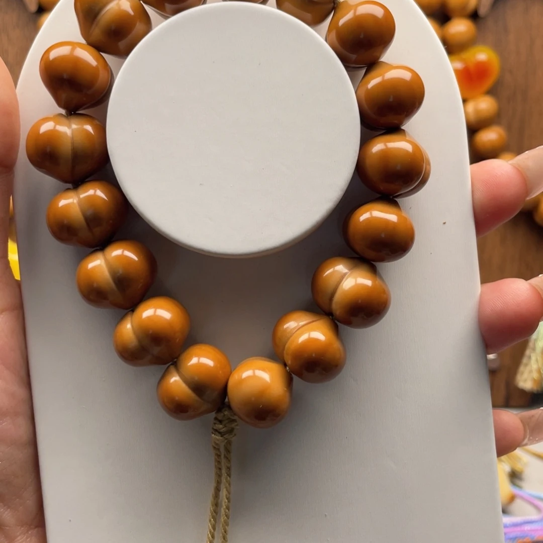 宋***。吊坠猴头核桃全品无暇毕业级爱心屁桃17.2尺寸手工款