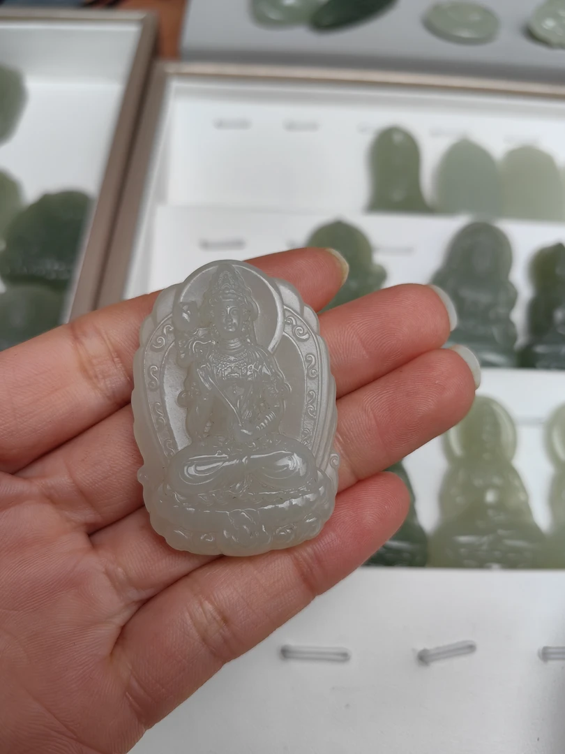 和田玉玉观音牌子大势至